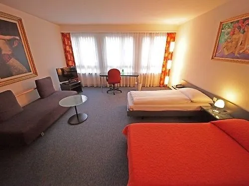 Hotel Comedie Cenevre 3*,